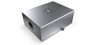 Isotek Systems EVO3 Mini Mira (Silver top Black base)
